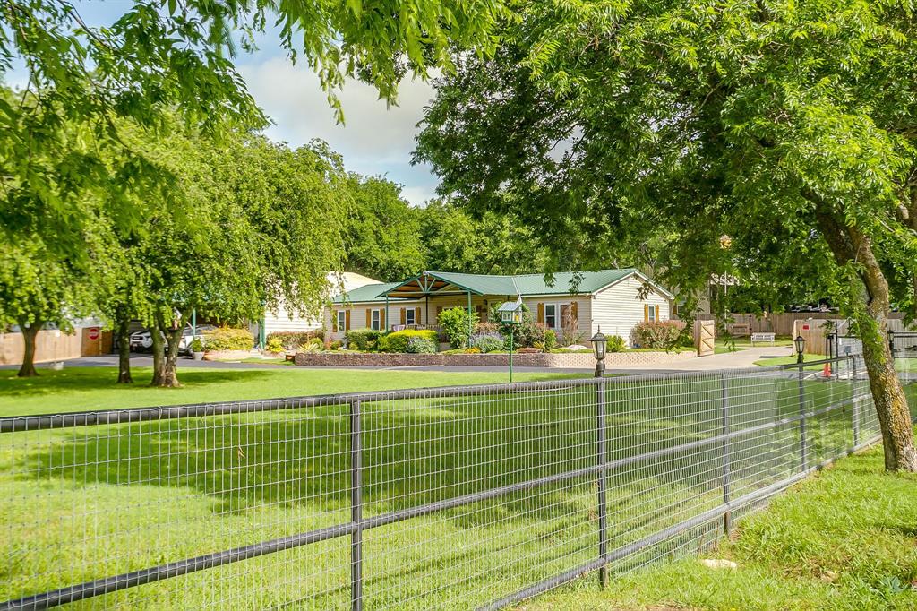 4500 Highland Trail