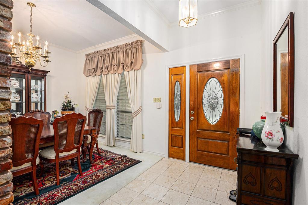 3805 Snow Creek Drive