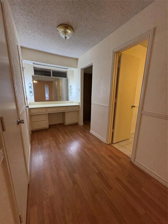 Shadow Wood Estate - Residential