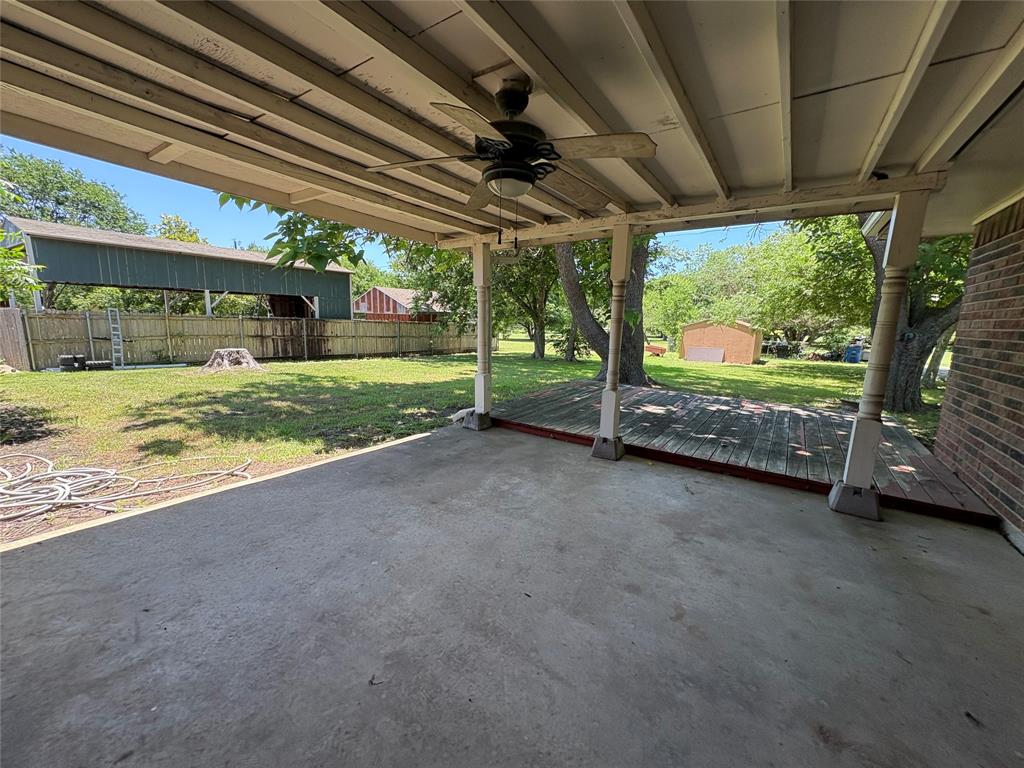 Shadow Wood Estate - Residential