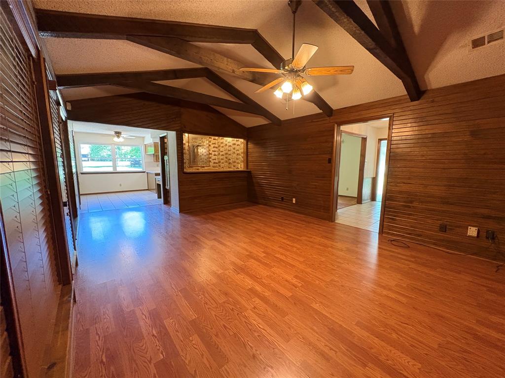 Shadow Wood Estate - Residential