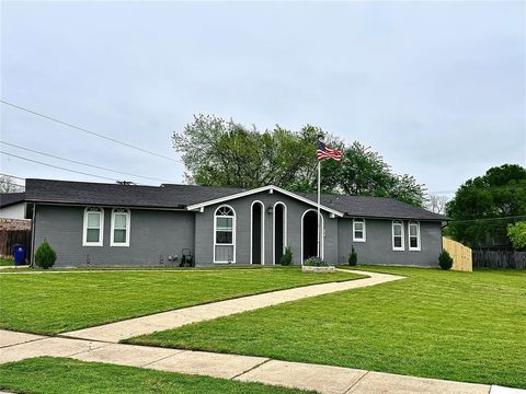 A home in Burleson