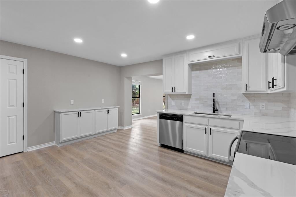 1008 Ross Trail