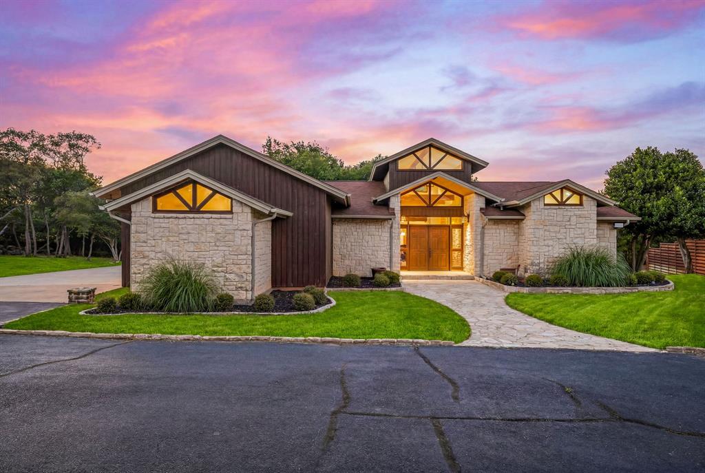 624 Williamsburg Court