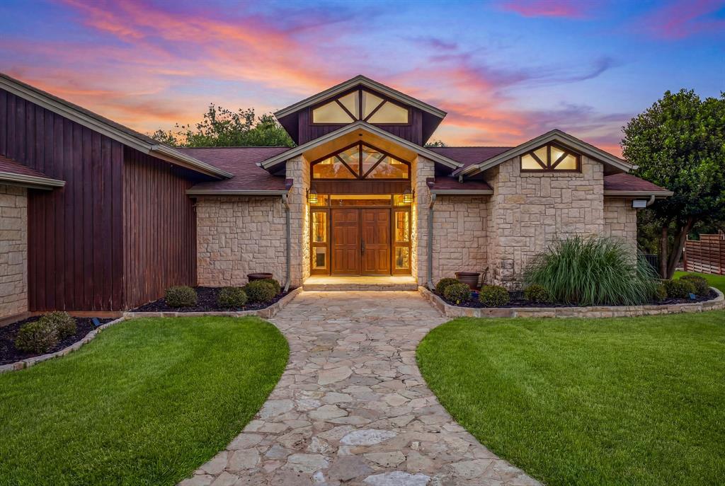 624 Williamsburg Court