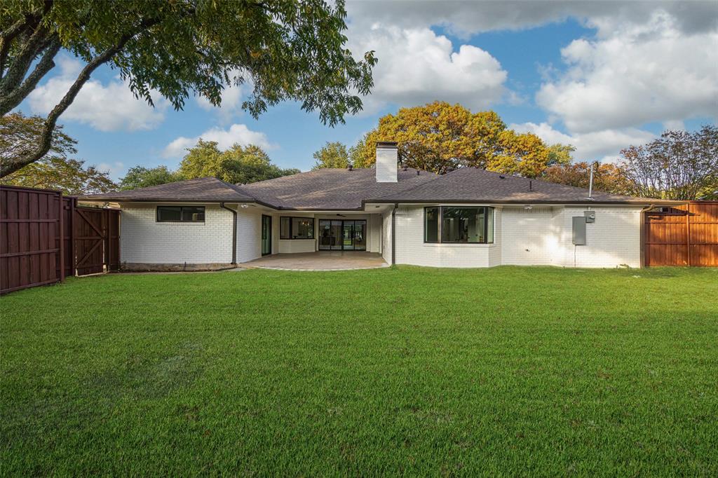 Schreiber Manor 06 Instl - Residential