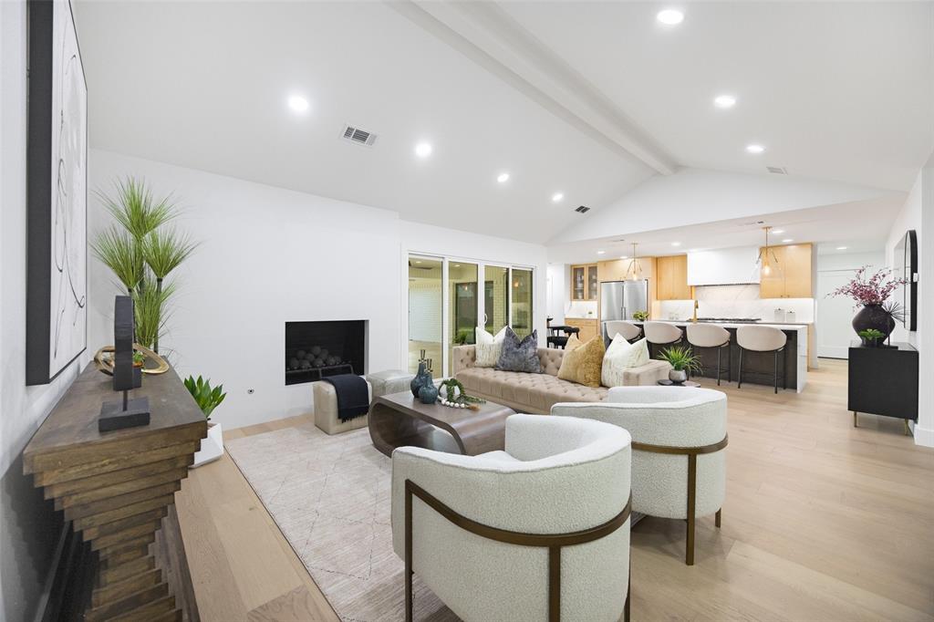 Schreiber Manor 06 Instl - Residential