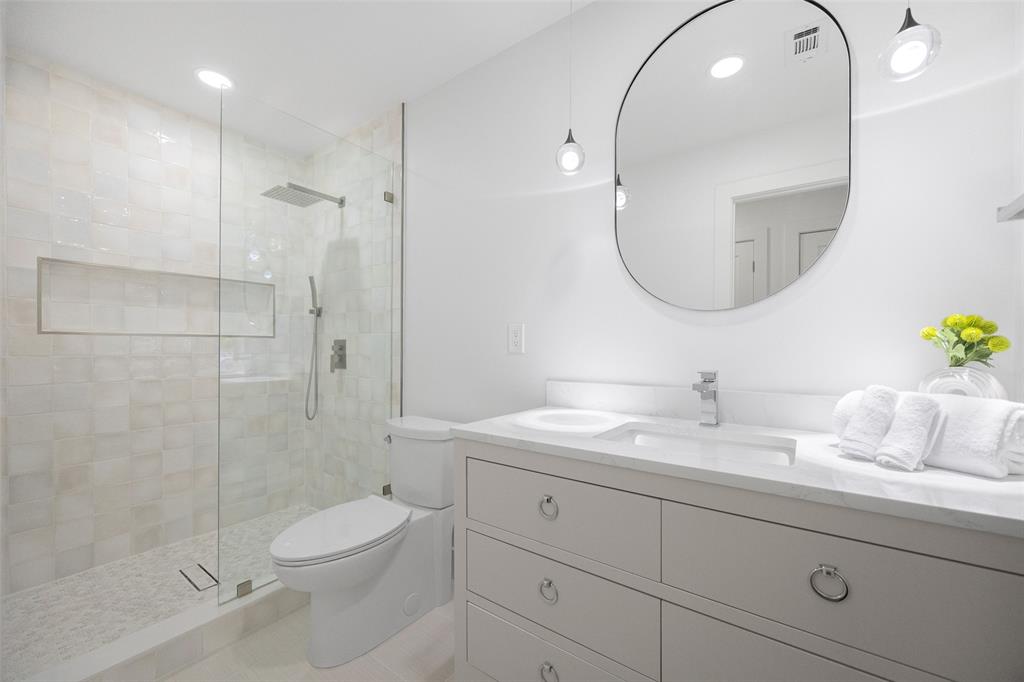 Schreiber Manor 06 Instl - Residential