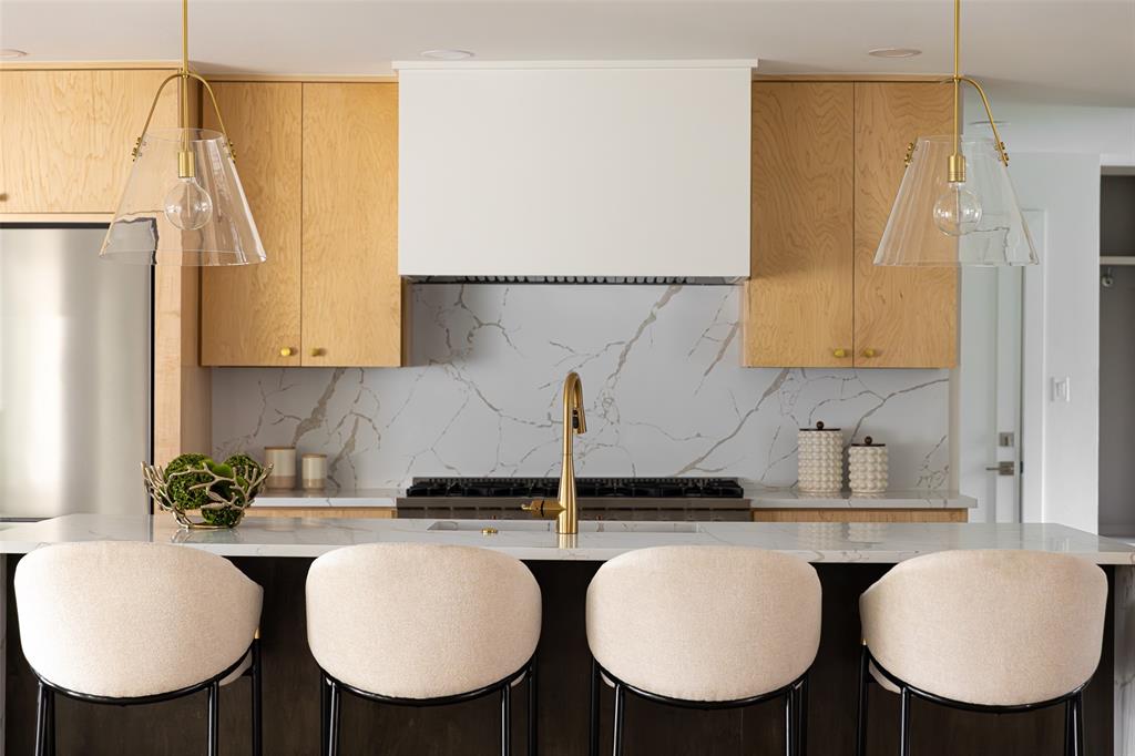 Schreiber Manor 06 Instl - Residential