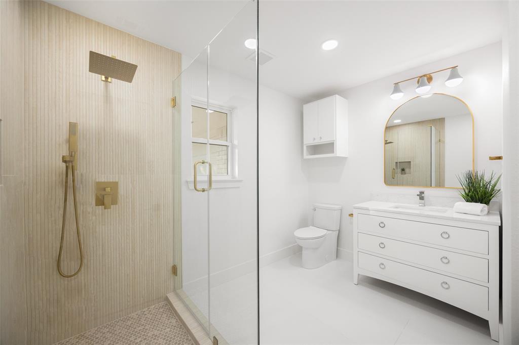 Schreiber Manor 06 Instl - Residential