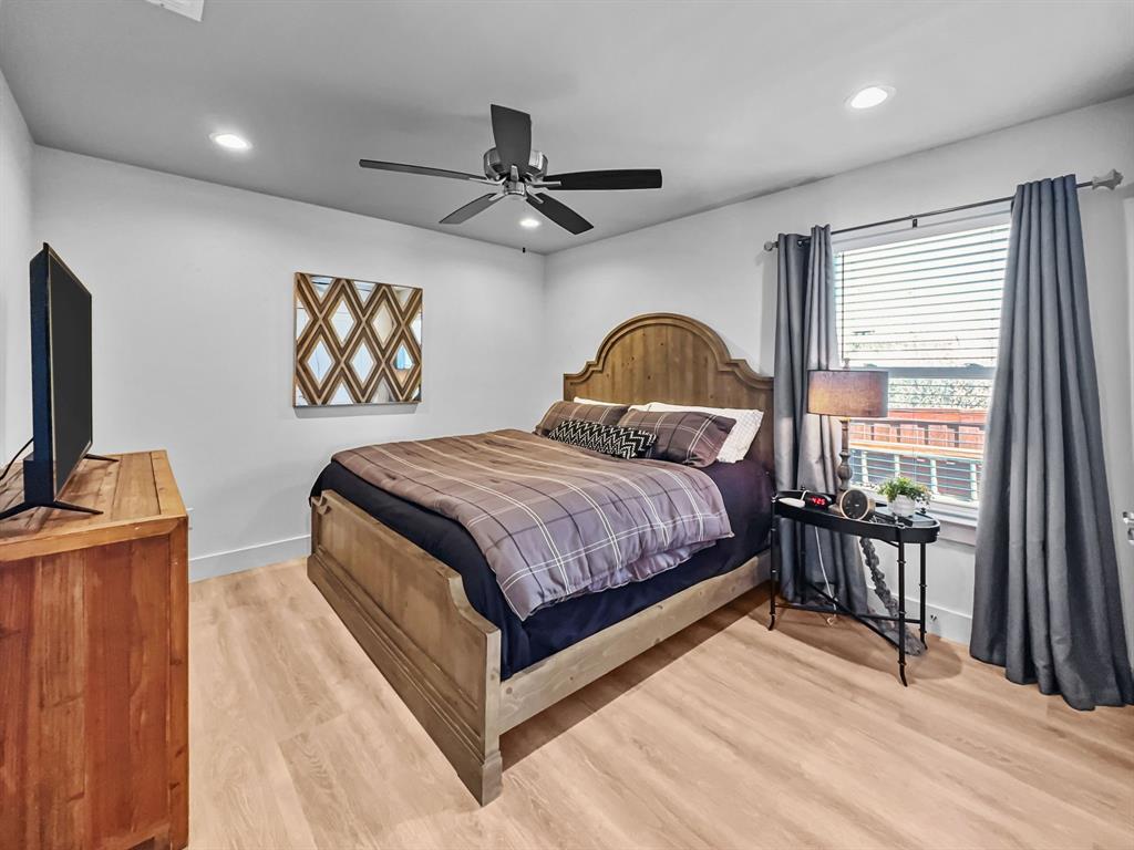 Sportsmans World - Residential