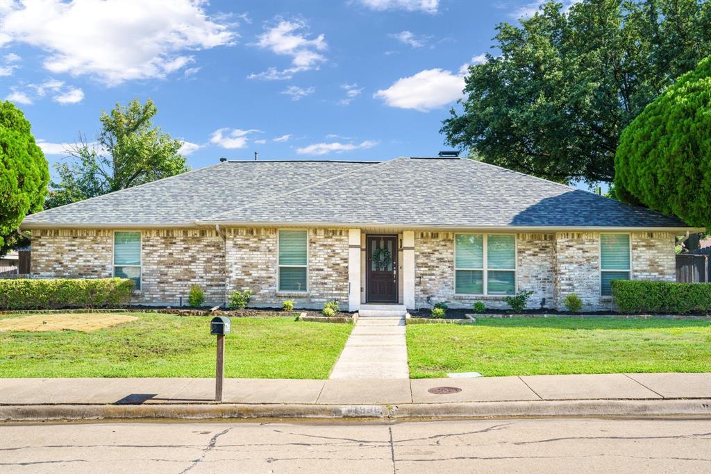 1938 Kensington Drive