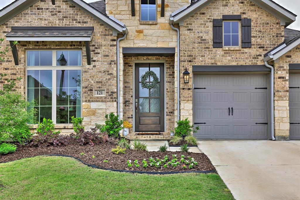 121 Pecan Lane