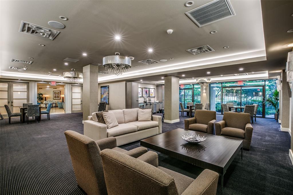 5200 Keller Springs Road 820