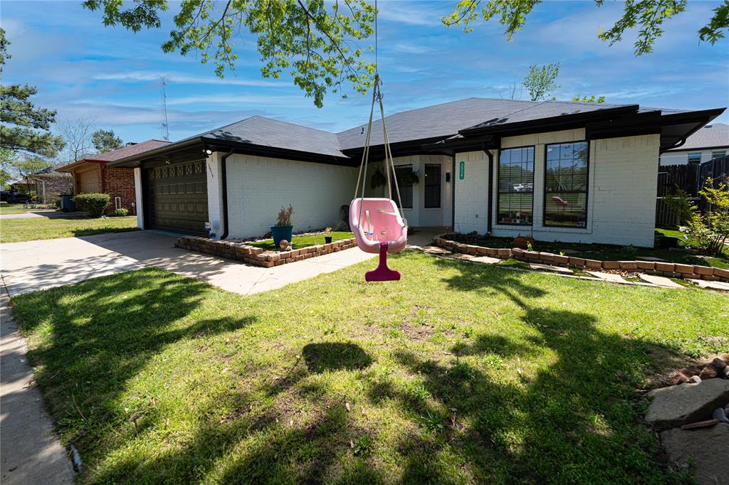 3514 Cliff Oaks Drive