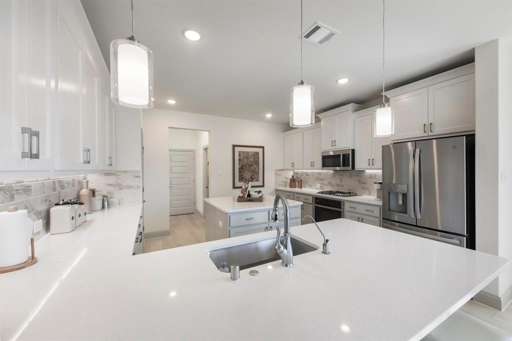 Summer Crest - Residential