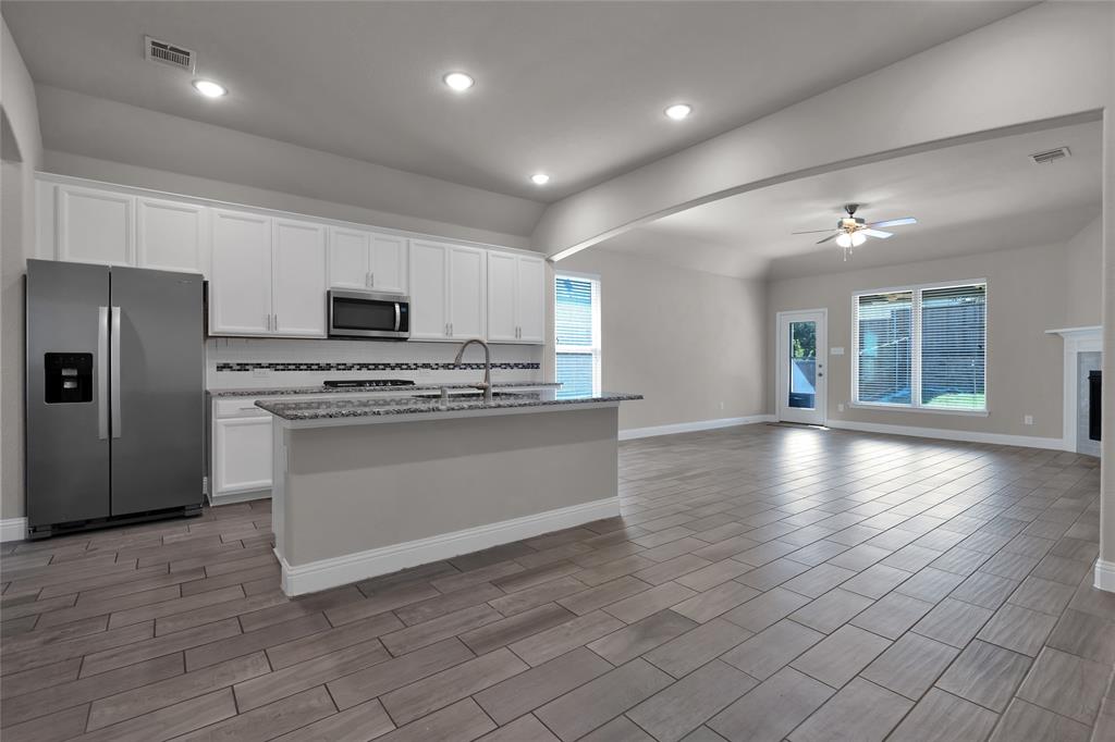 1423 Tumbleweed Trail