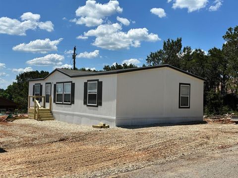917 Arkansas River Drive Granbury TX 76048