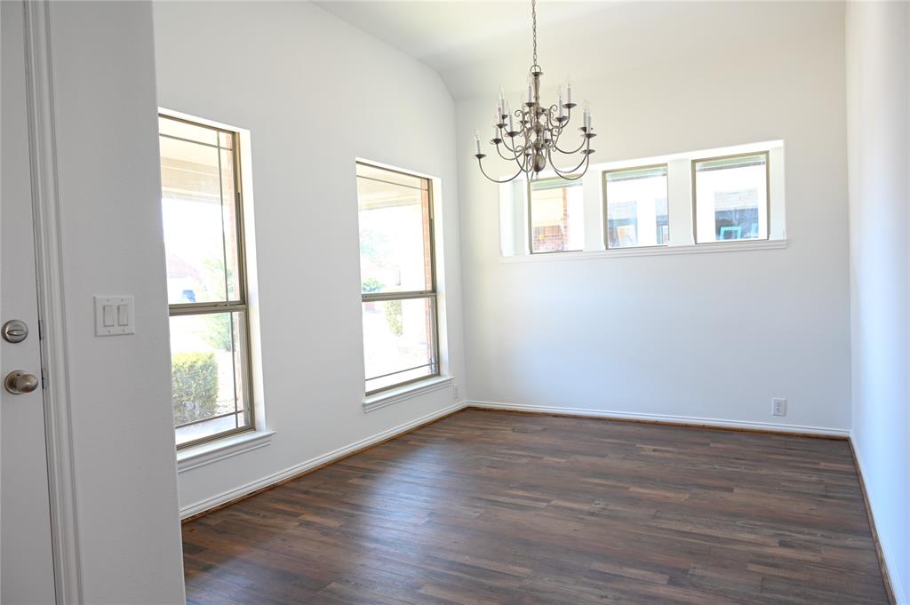 2204 Rockport Drive
