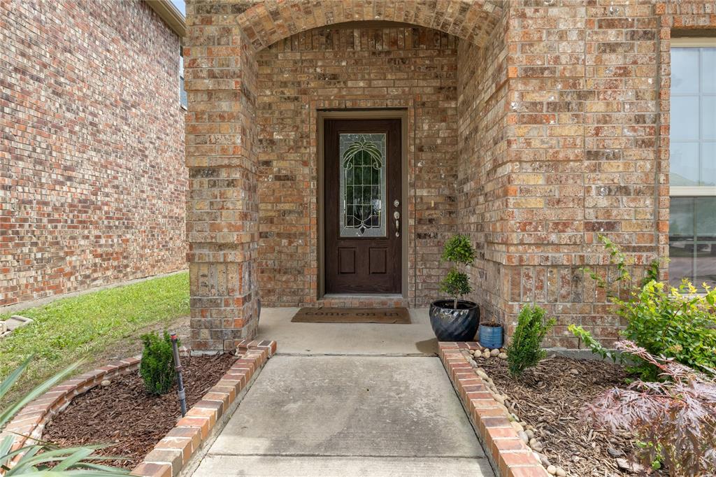 10121 Bridgewater Drive