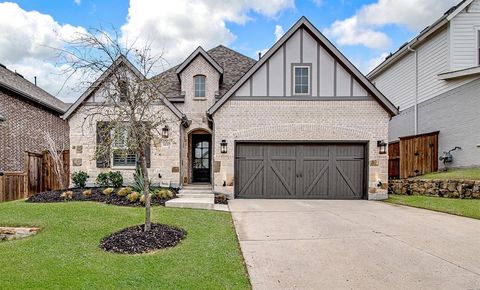 Photo of 14313 Greenside Drive, Fort Worth, TX 76008 (MLS # 21199097)