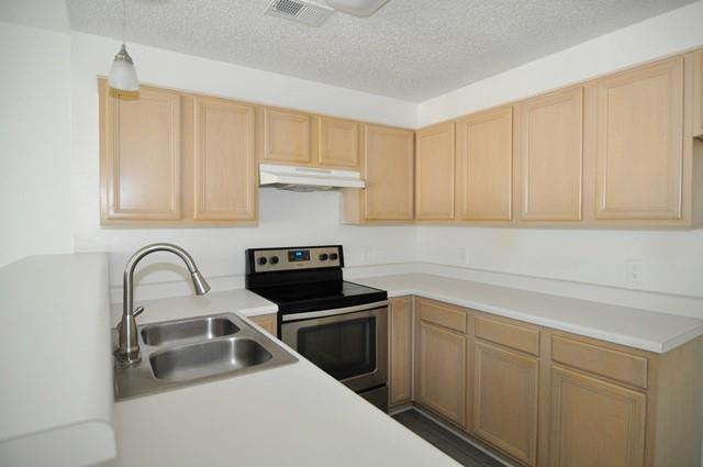 Marine Creek Heights Add - Residential Lease