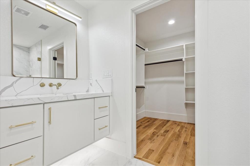 Clifton Place 02 - Residential