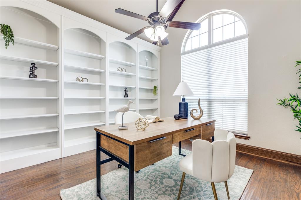 14669 Foxbriar Lane