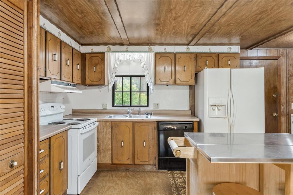 Pleasure Oaks Acres - Residential