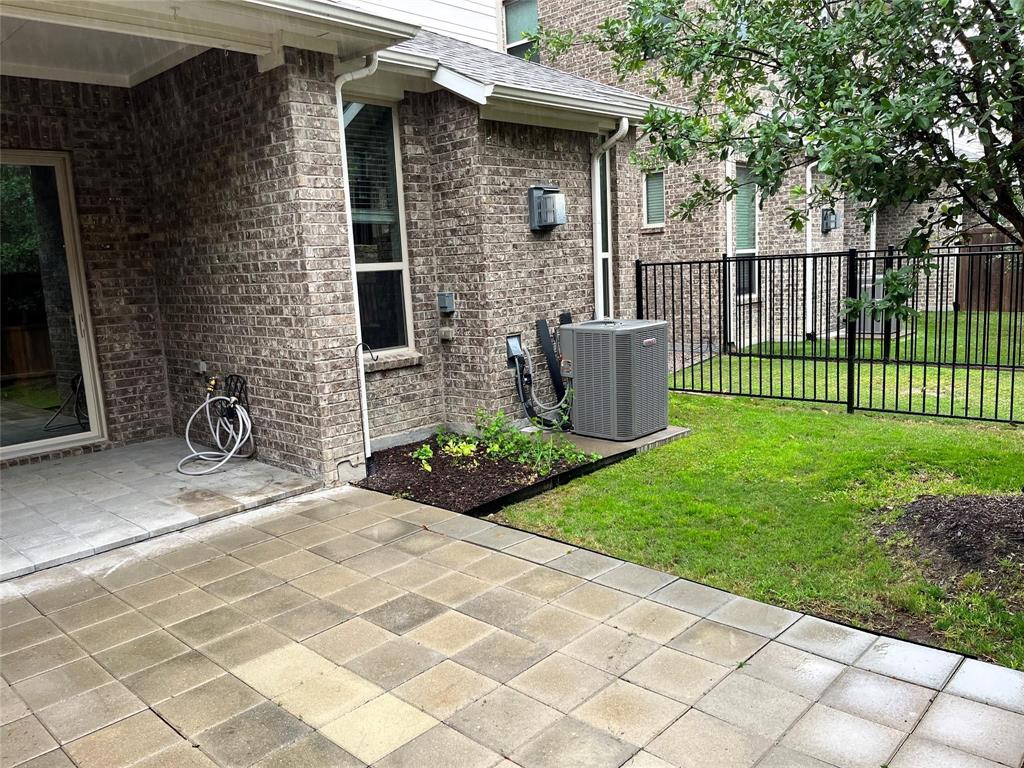 University Place Add Ph 1 - Residential Lease