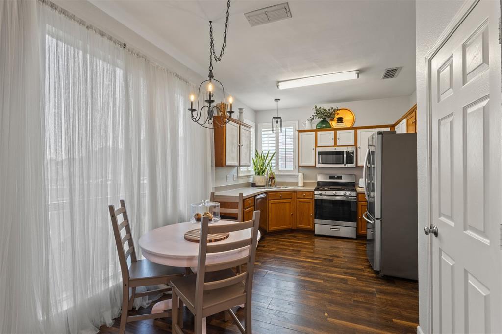 6900 Chaco Trail