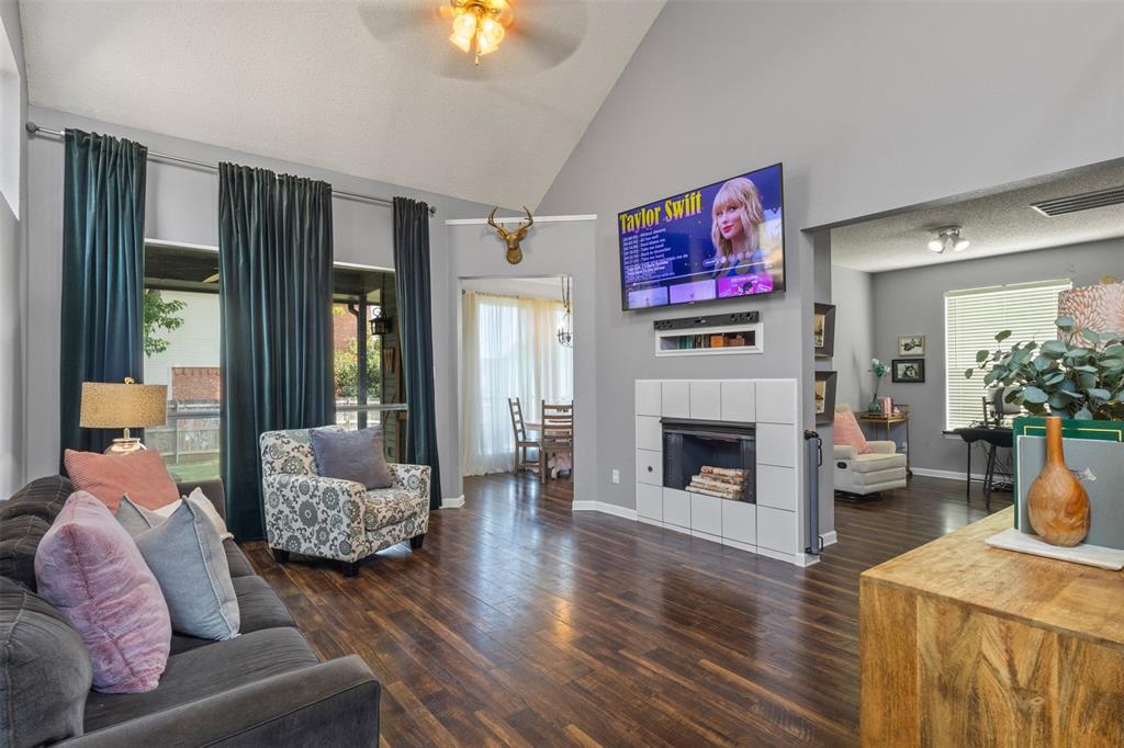 6900 Chaco Trail