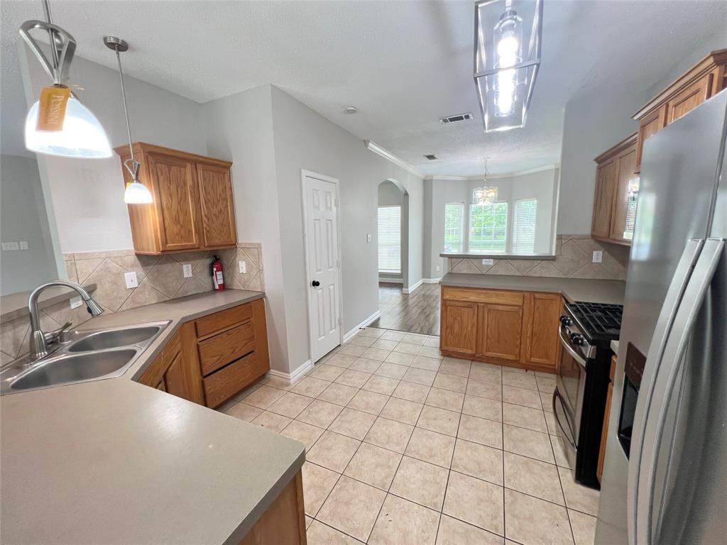 Lynden Park Estates Ph 2 - Residential Lease