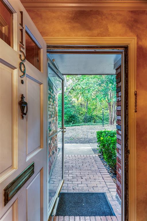 1159 Roaring Springs Road