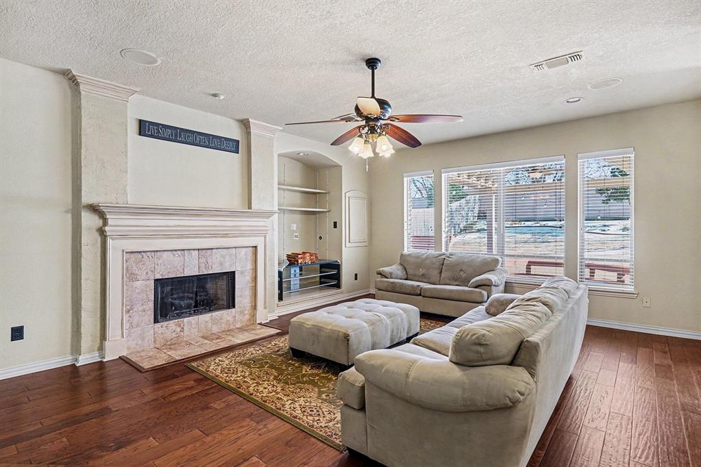 Hulen Bend Estates Add - Residential