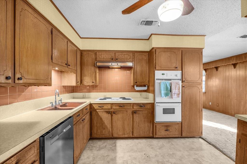 Roselawn 03 - Residential