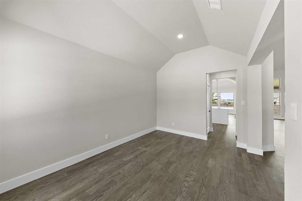 421 Curtiss Drive
