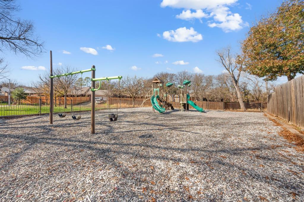 Lakewood Gardens - Residential