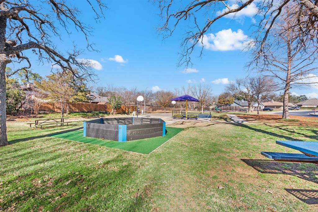 Lakewood Gardens - Residential