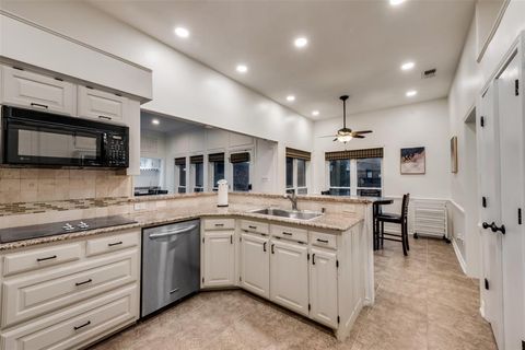 Tiny photo for 2706 Brookshire Drive, Carrollton, TX 75007 (MLS # 21100687)