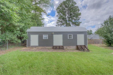 Tiny photo for 409 N Jodie Street, Shreveport, LA 71107 (MLS # 21341750)