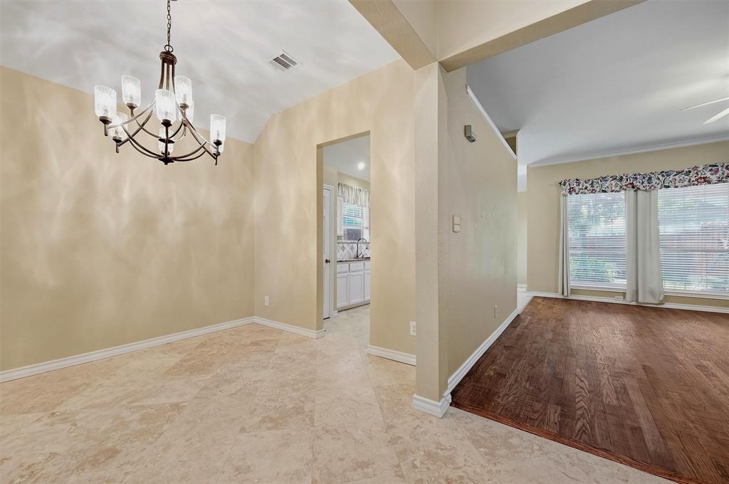 841 N Old Orchard Lane