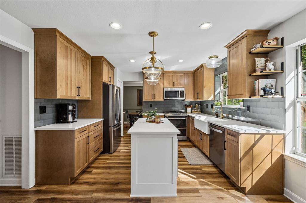 2728 Silver Maple Court
