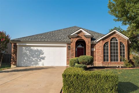 8227 Mossberg Drive Arlington TX 76002