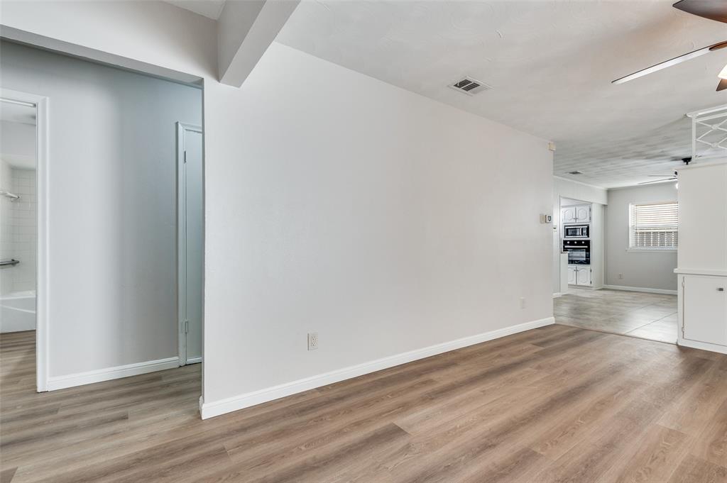 222 Merribrook Trail