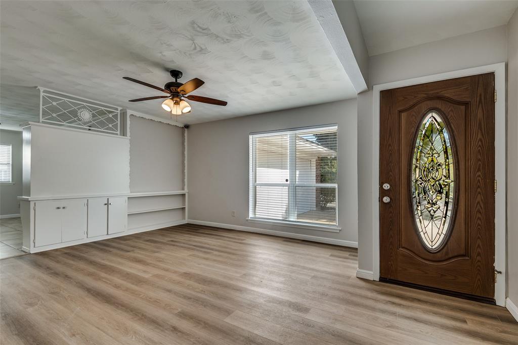 222 Merribrook Trail