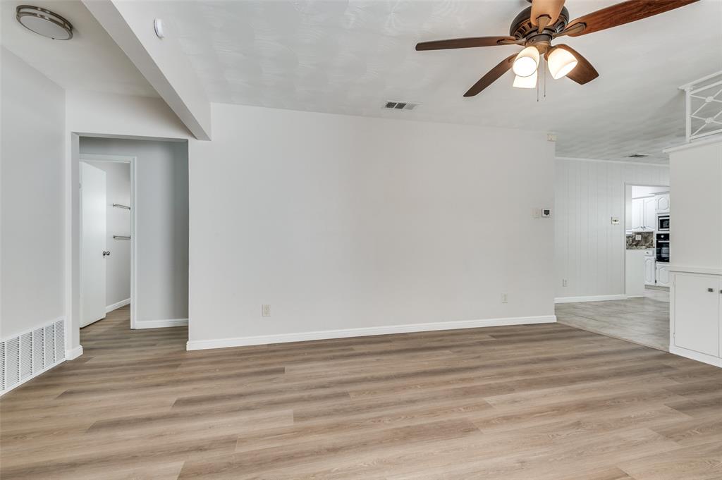 222 Merribrook Trail