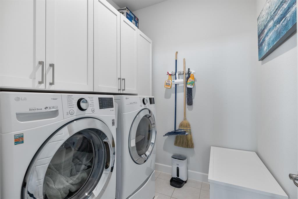 Tavolo Park - Residential Lease