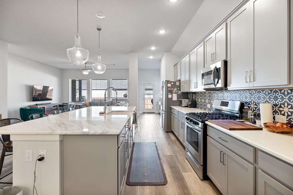 Tavolo Park - Residential Lease