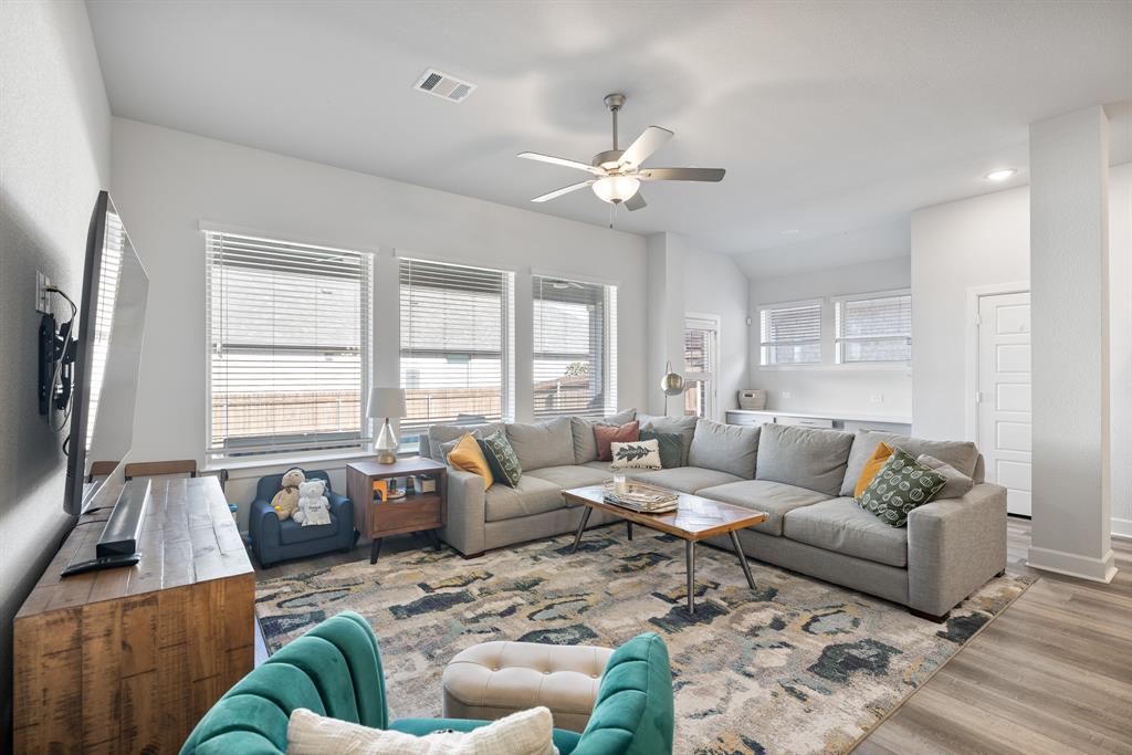 Tavolo Park - Residential Lease